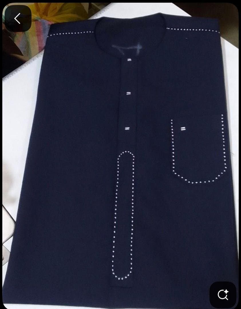 Boubou moderne sénégalais pour homme (Bleu nuit) — photo 1