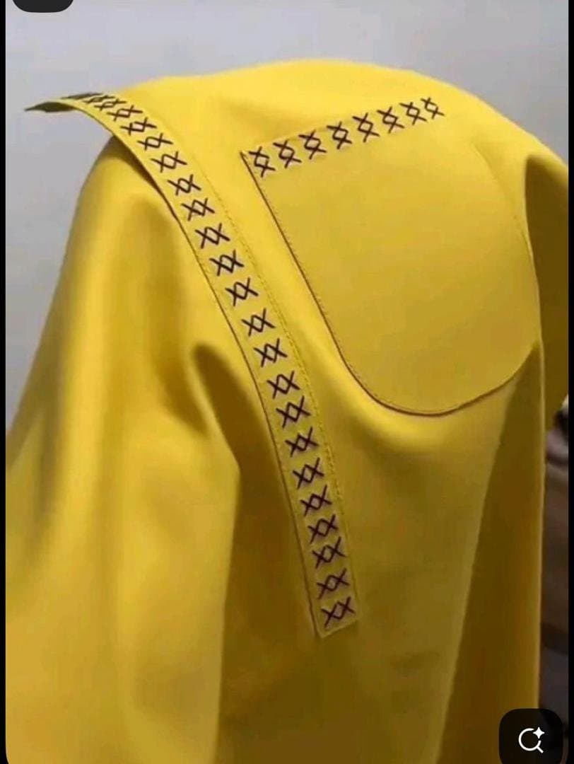 Boubou moderne sénégalais pour homme (Jaune) — photo 1