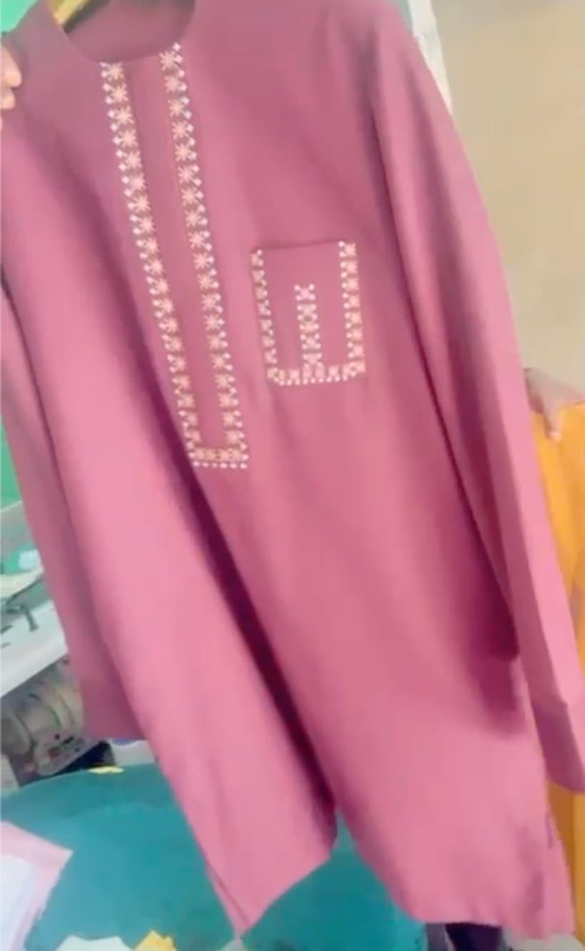 Boubou moderne sénégalais pour homme (Rouge) — photo 1